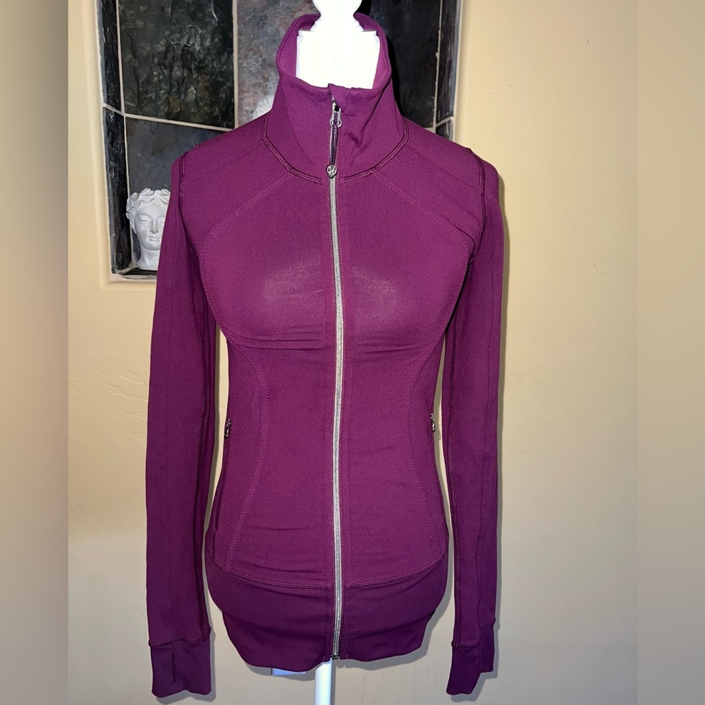 Lululemon 🍋 Track Zip up Jacket Size 2